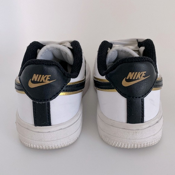 Nike Air Force 1 Kids Sneakers - Picture 4 of 7